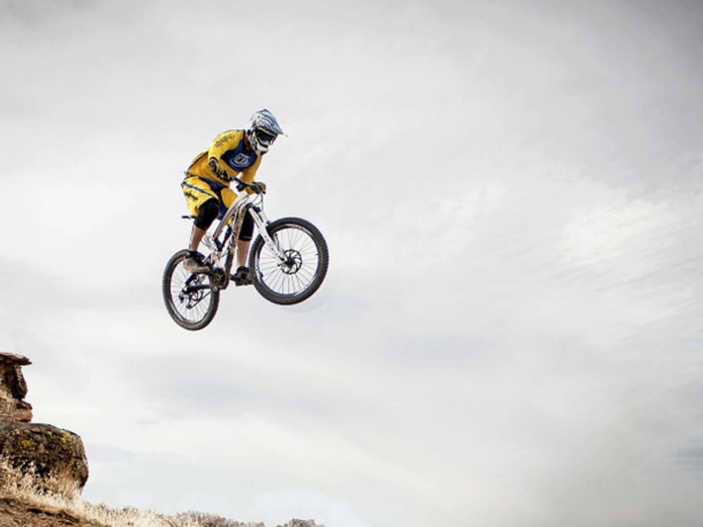 Tessin.ch: Mountenbiken auf dem Monte Lema in Monte Lema 