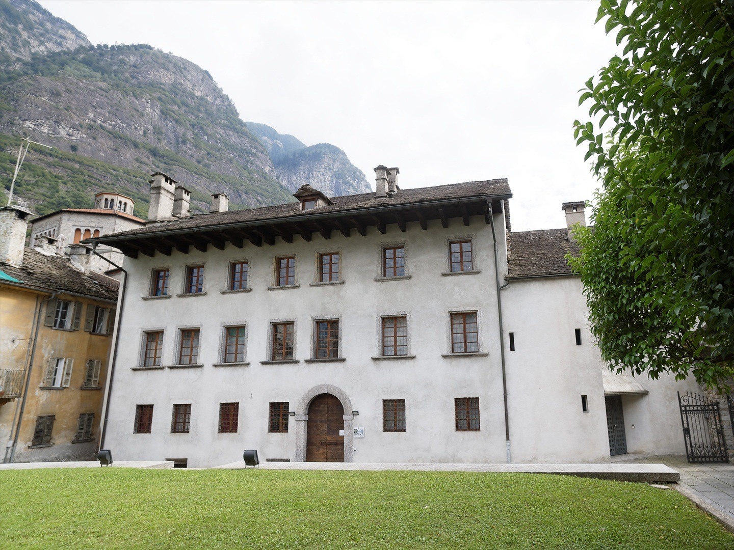 Tessin.ch: Casa Cavalier Pellanda in Biasca in 6710 Biasca 