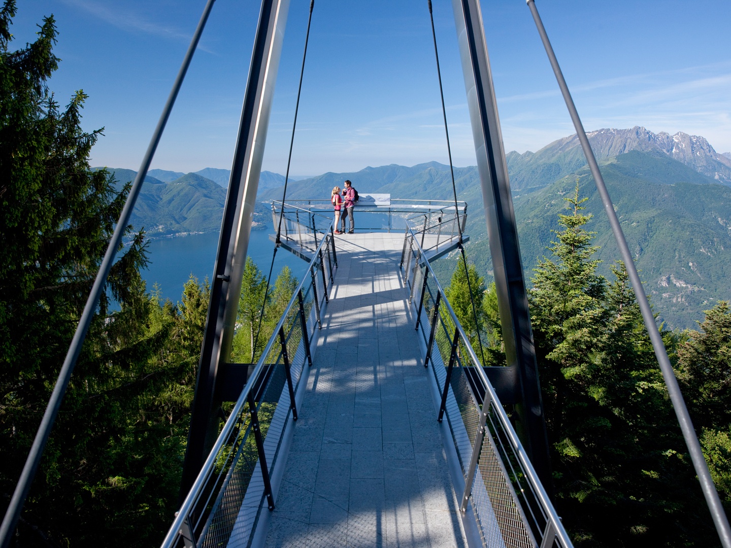 Tessin.ch: Aussichtsteg von Cardada in 6648 Locarno 
