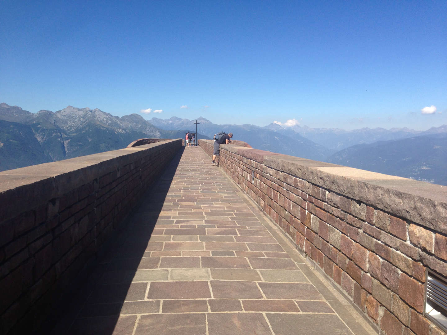 Tessin.ch: Cappella Santa Marie d. Angeli in Monte Tamaro 